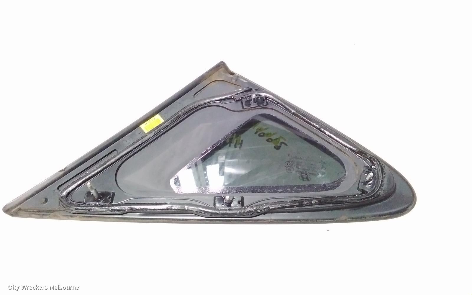 HYUNDAI IX35 LEFT REAR SIDE GLASS, LM SERIES, 11/2009 - 01/2016 - Image 2