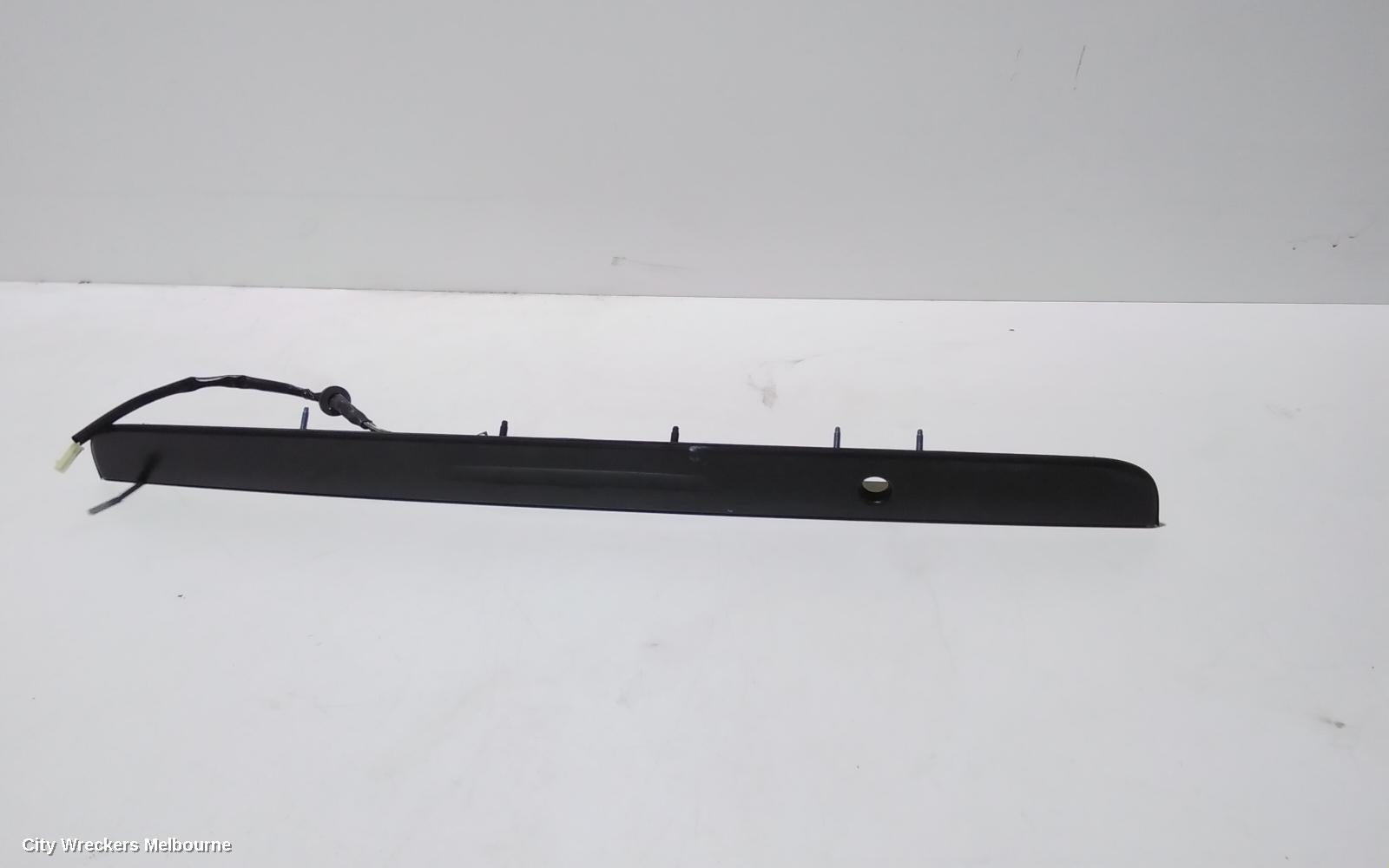 TOYOTA HIACE REAR GARNISH, TAILGATE GARNISH (CENTRE), TRH/KDH, NON CAMERA TYPE, 03/2005 - 04/2019 - Image 1