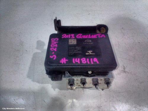 ALFA ROMEO GIULIETTA ABS PUMP/MODULATOR, 940 SERIES, 01/2011 - 12/2020 - Image 1