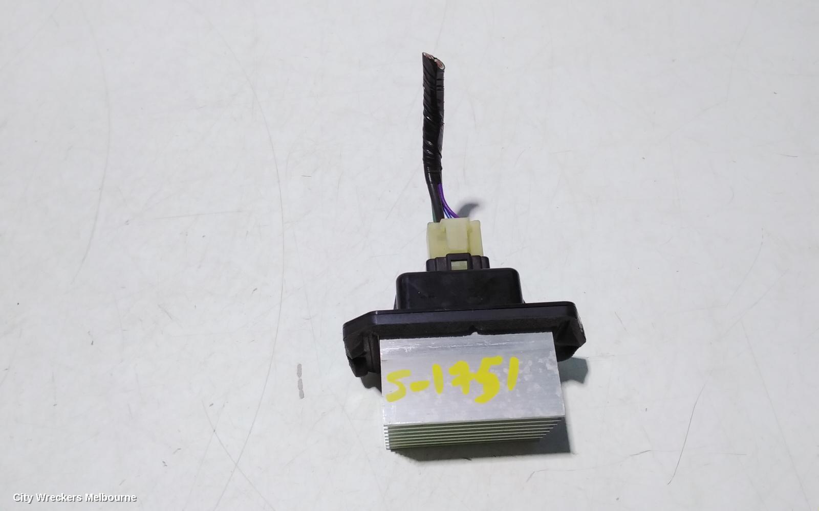 HONDA ACCORD FAN SPEED RESISTOR, 8TH GEN, EURO (VIN JHMCU), 06/2008 - 12/2015 - Image 1