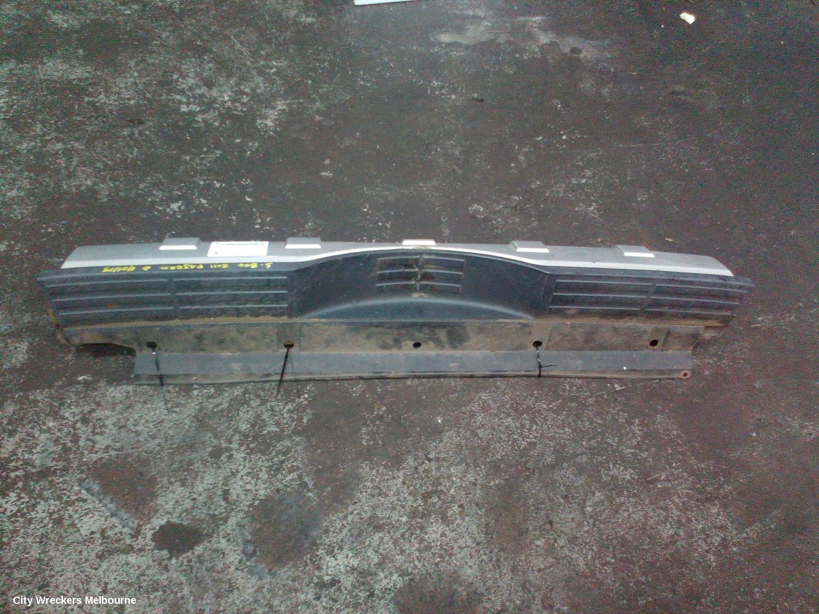 MITSUBISHI PAJERO REAR BUMPER, BUMPER (CENTRE), NS-NW, SILVER COLOUR, 11/2006 - 08/2014 - Image 2