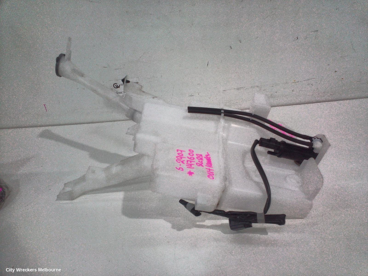 MITSUBISHI OUTLANDER WASHER BOTTLE, ZM, 08/2021 ONWARDS - Image 3