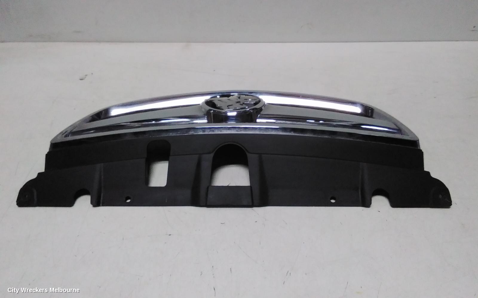 HOLDEN COMMODORE GRILLE, RADIATOR GRILLE, VE, UTE/SEDAN/WAGON, OMEGA, 09/2010 - 05/2013 - Image 3
