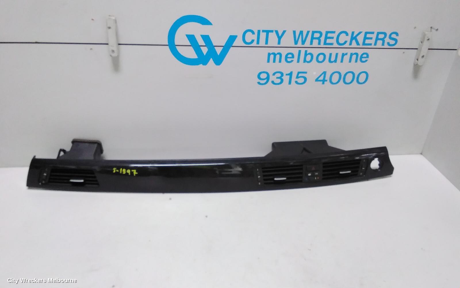 BMW 3 SERIES, E90, 03/2005 - 12/2013, DASH AIR VENTS + SURROUND: 78872 - Image 1