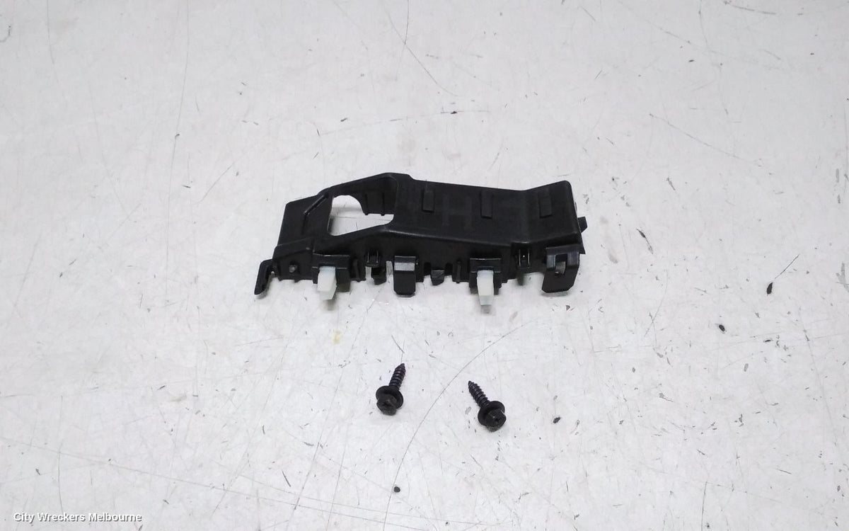 HYUNDAI TUCSON, TL, 06/2015 - 01/2021, LHF BRACKET: 147292 - Image 1