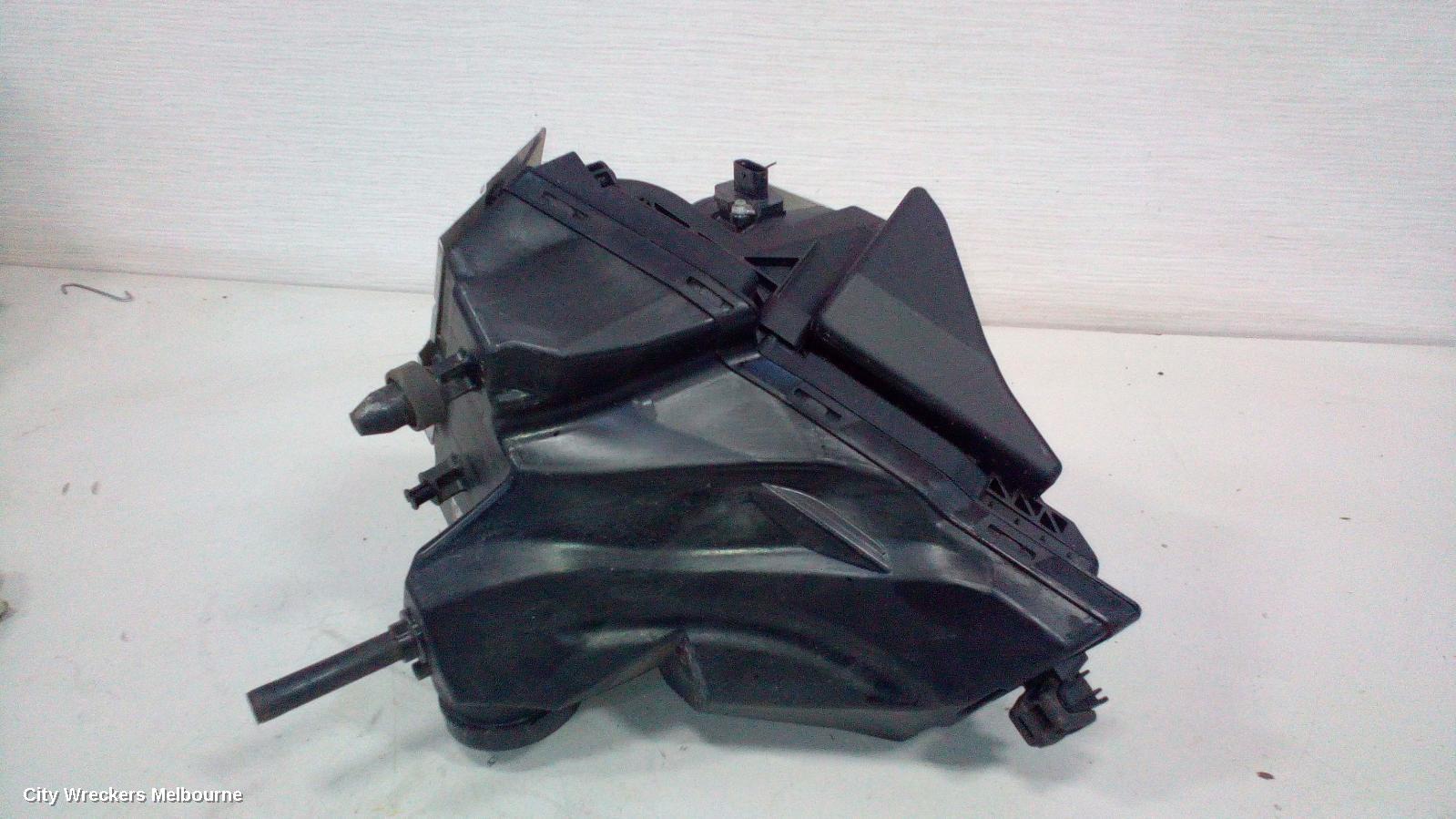 AUDI A4 AIR CLEANER/BOX, AIR CLEANER, B8 8K, 1.8/2.0, PETROL, 02/2008 - 09/2015 - Image 2