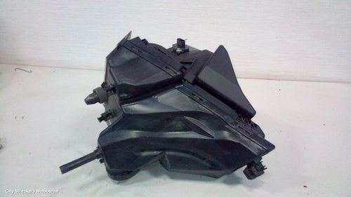 AUDI A4 AIR CLEANER/BOX, AIR CLEANER, B8 8K, 1.8/2.0, PETROL, 02/2008 - 09/2015 - Image 2