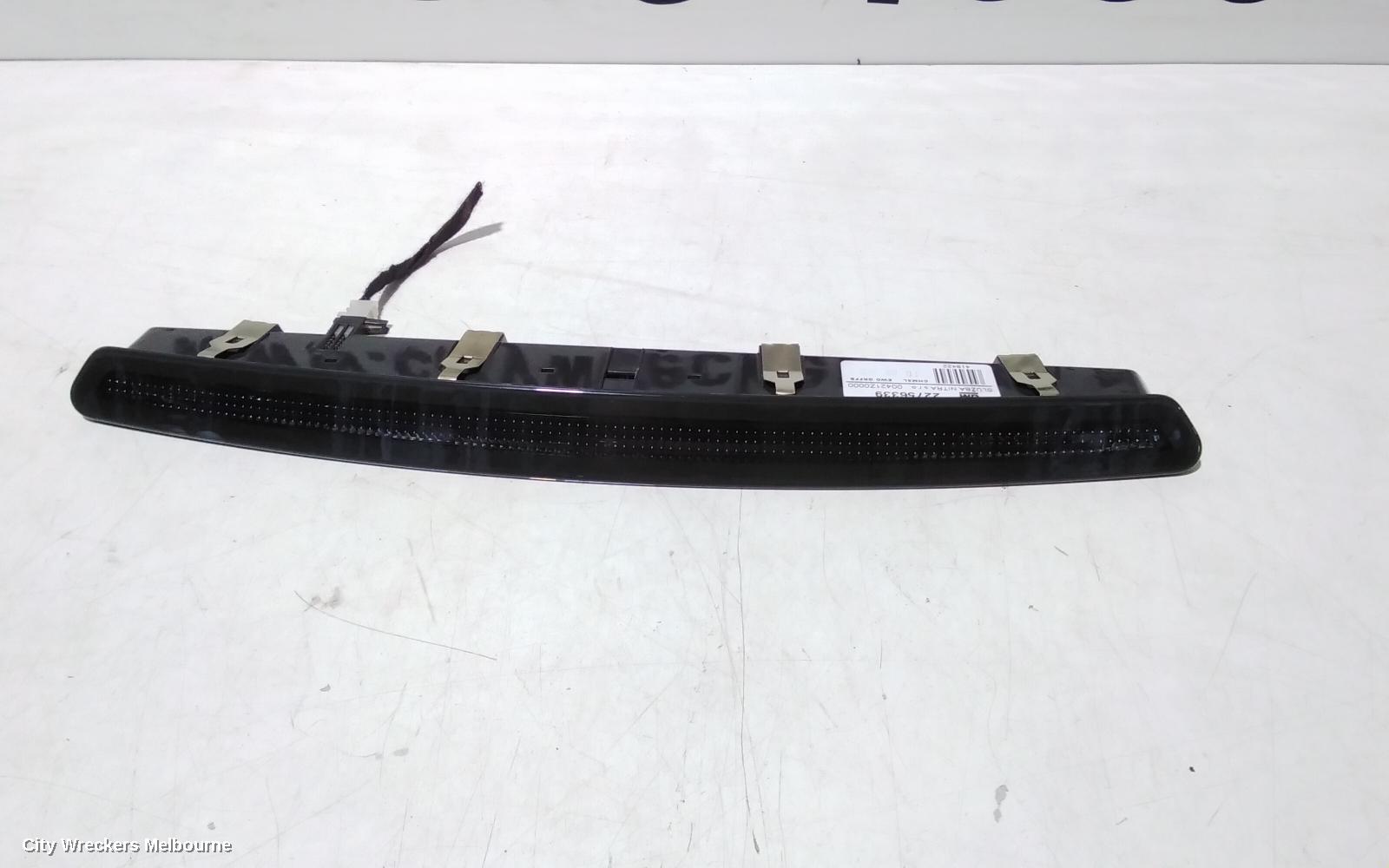 HOLDEN INSIGNIA REAR GARNISH, BOOTLID GARNISH (CENTRE), GA, 06/2015 - 01/2017 - Image 3