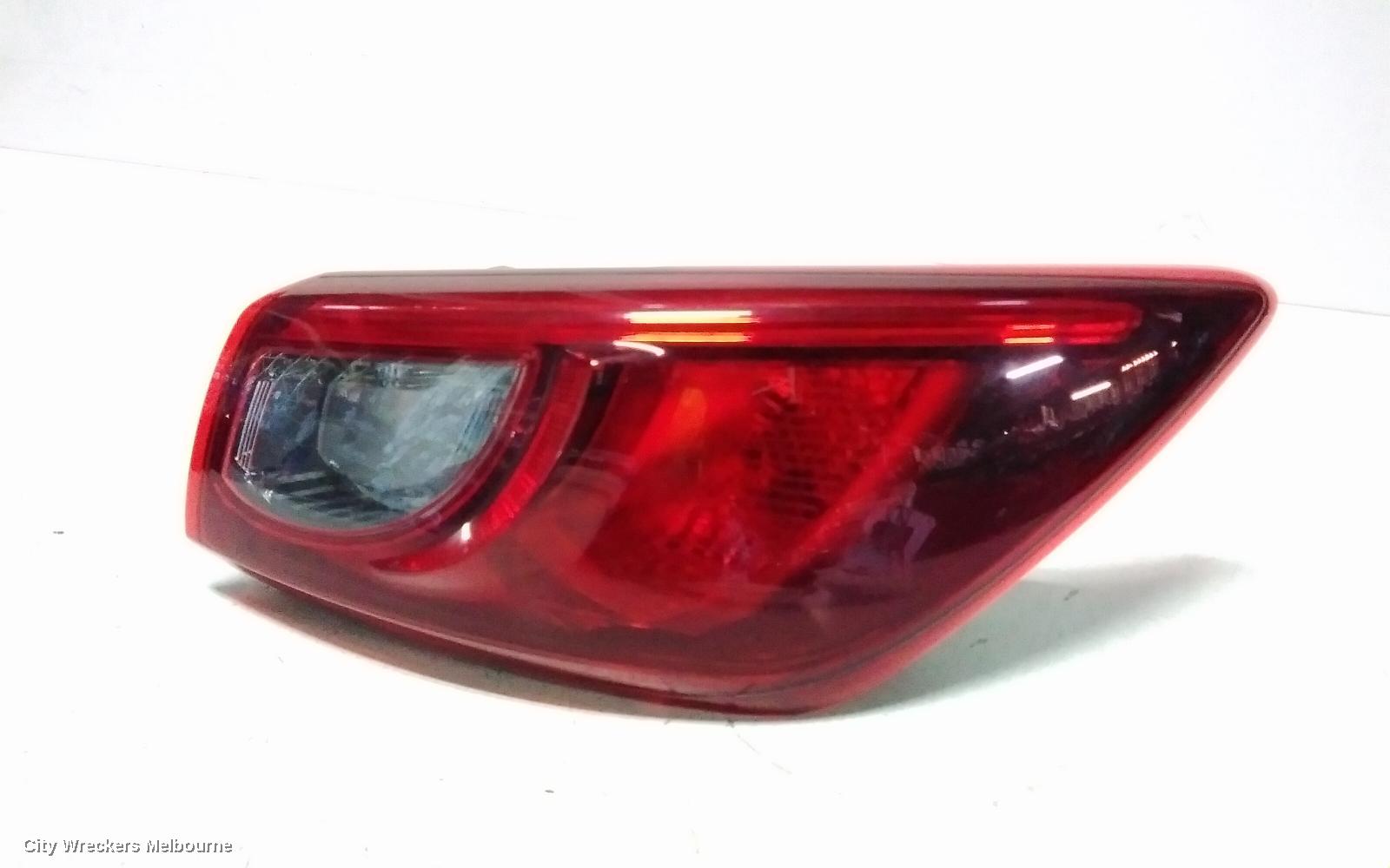 MAZDA CX3 RIGHT TAILLIGHT, DK, NON LED TYPE, 03/2015 ONWARDS - Image 3