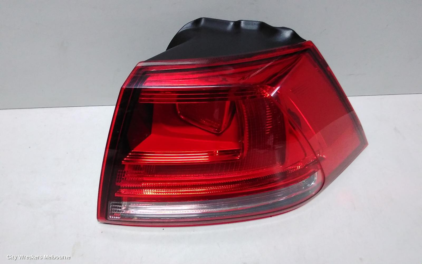 VOLKSWAGEN GOLF RIGHT TAILLIGHT, GEN 7, HATCH, STANDARD, NON LED TYPE, 03/2013 - 03/2017 - Image 2
