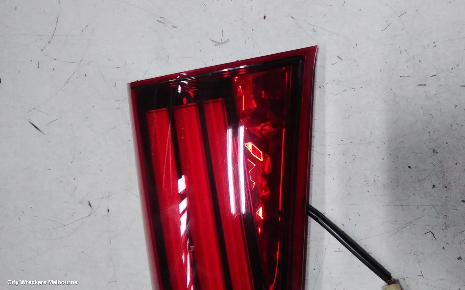 MITSUBISHI OUTLANDER REAR GARNISH, TAILGATE LAMP (RH SIDE), ZK-ZL, 01/2015 - 07/2021 - Image 3