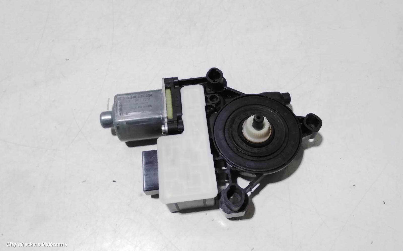 AUDI A3 RIGHT REAR WND REG/MOTOR, 8V, 4DR SEDAN, 10/2013 - 10/2020 - Image 3