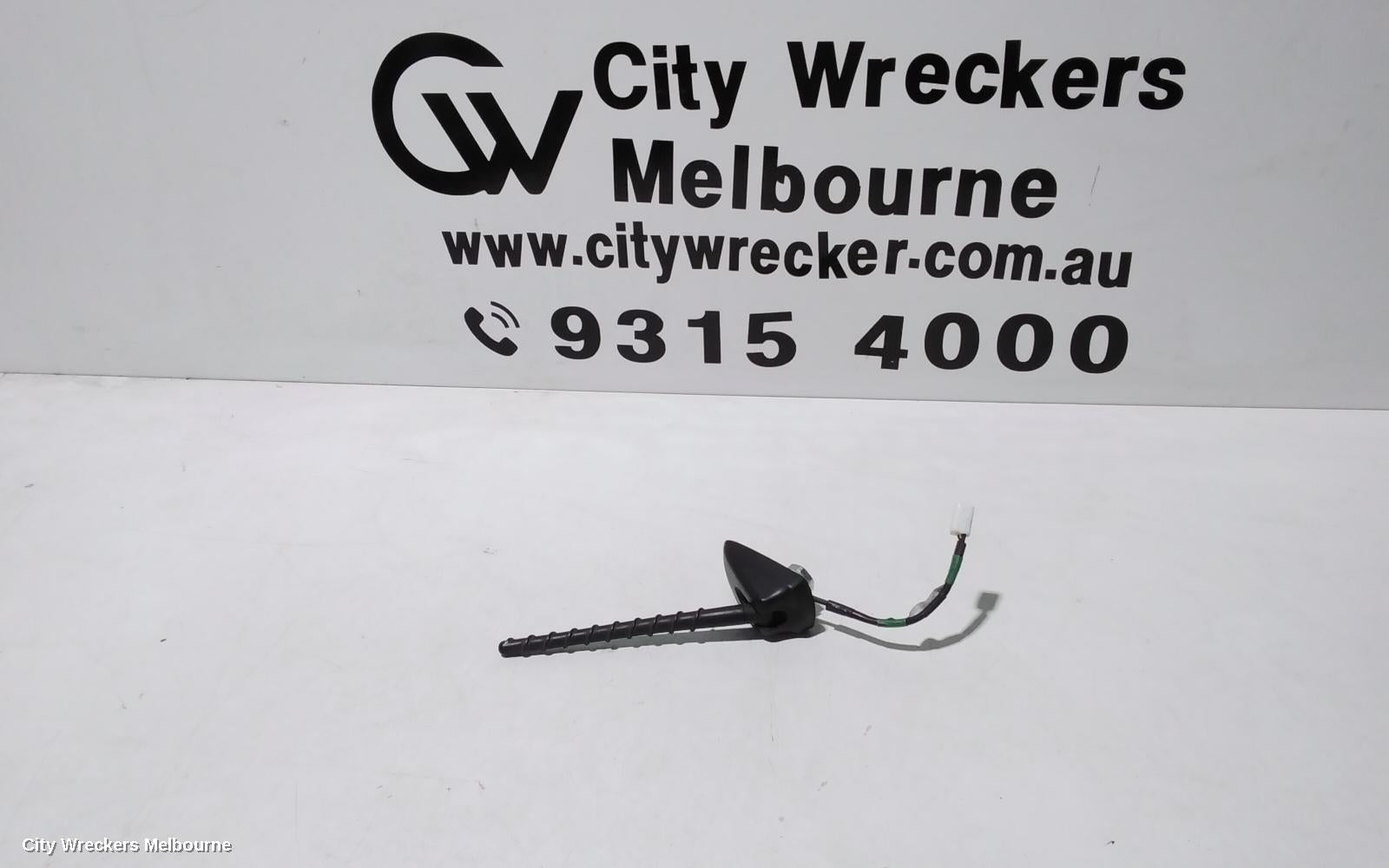 TOYOTA HIACE ANTENNA, RADIO ANTENNA (ROOF MOUNTED), 300 SERIES, 02/2019 ONWARDS - Image 1