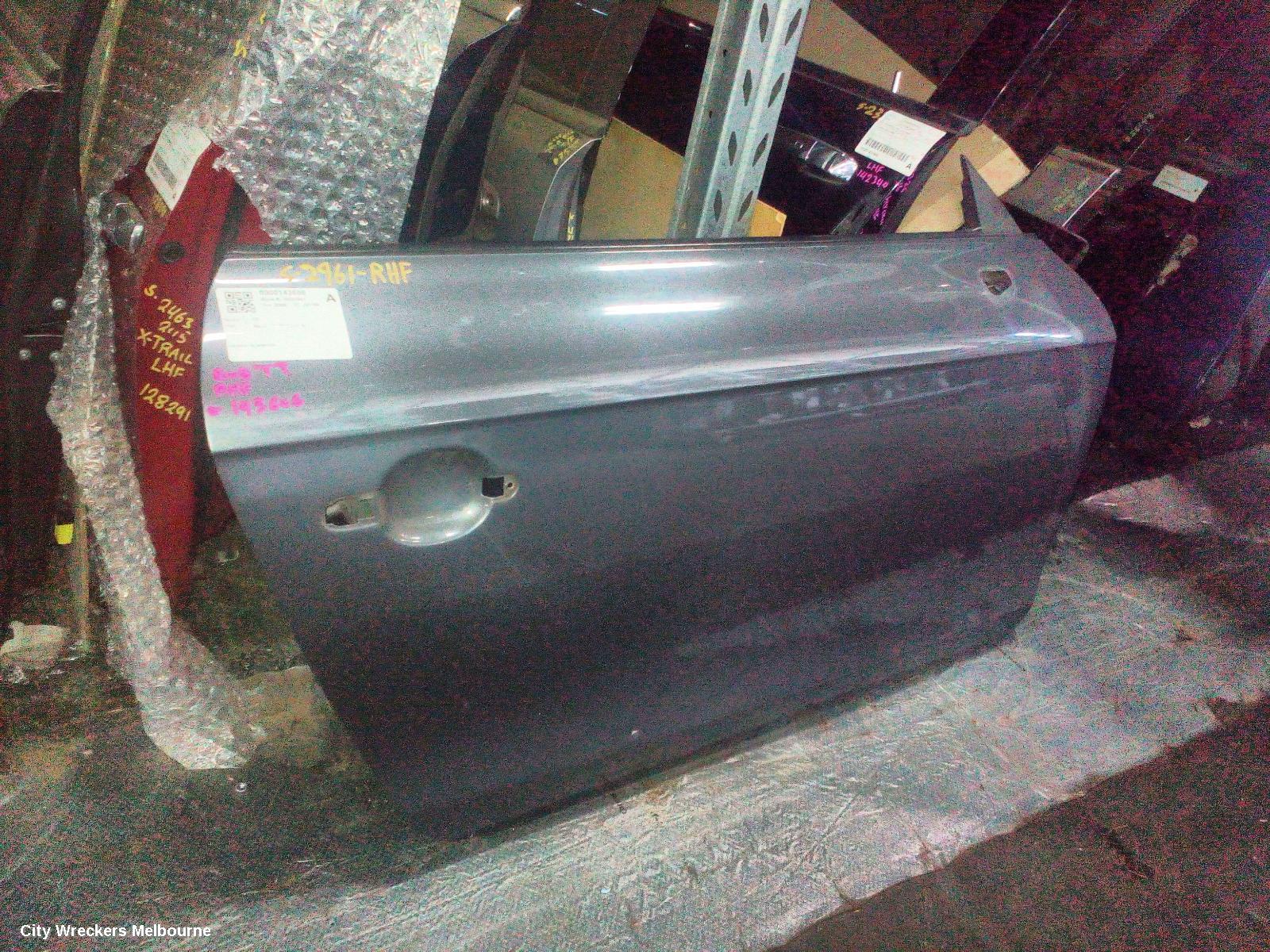 AUDI TT RIGHT FRONT DOOR, 8J, 09/2006 - 12/2014 - Image 3