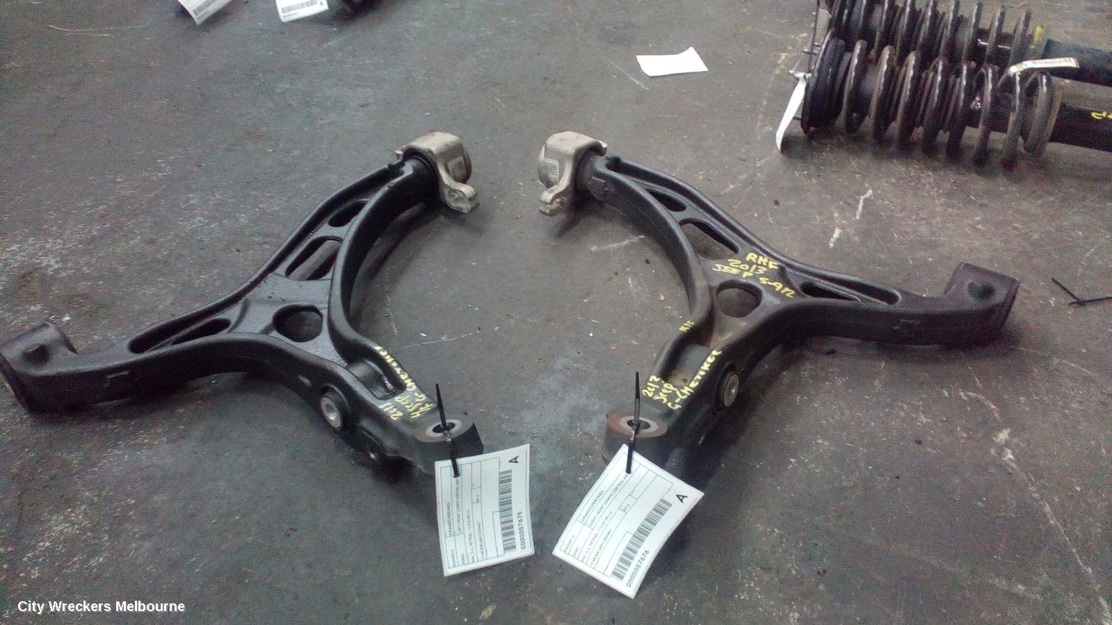 JEEP GRANDCHEROKEE RIGHT FRONT LOWER CONTROL ARM, WK, 3.6, PETROL, 11/2010 - 09/2016 - Image 1