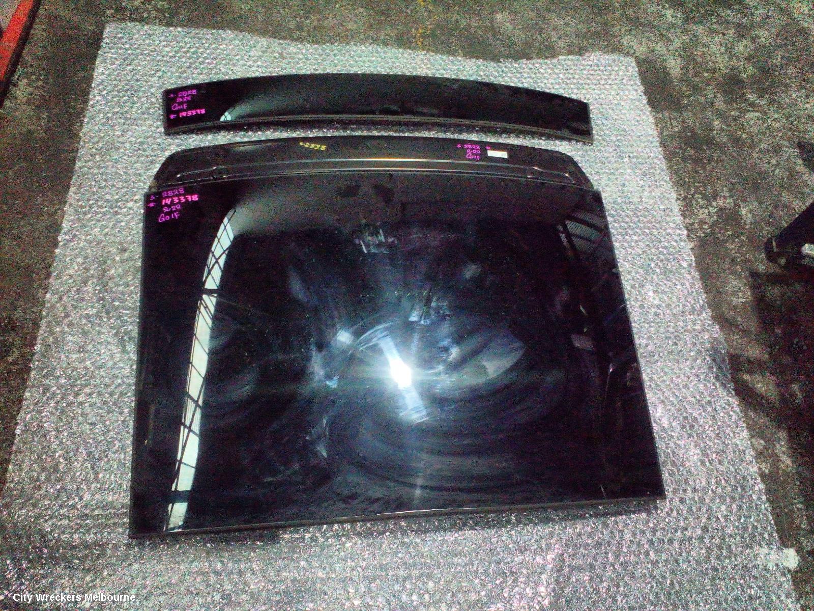 VOLKSWAGEN GOLF ROOF GLASS/SUNROOF/T, GEN 8, 09/2020 ONWARDS - Image 2