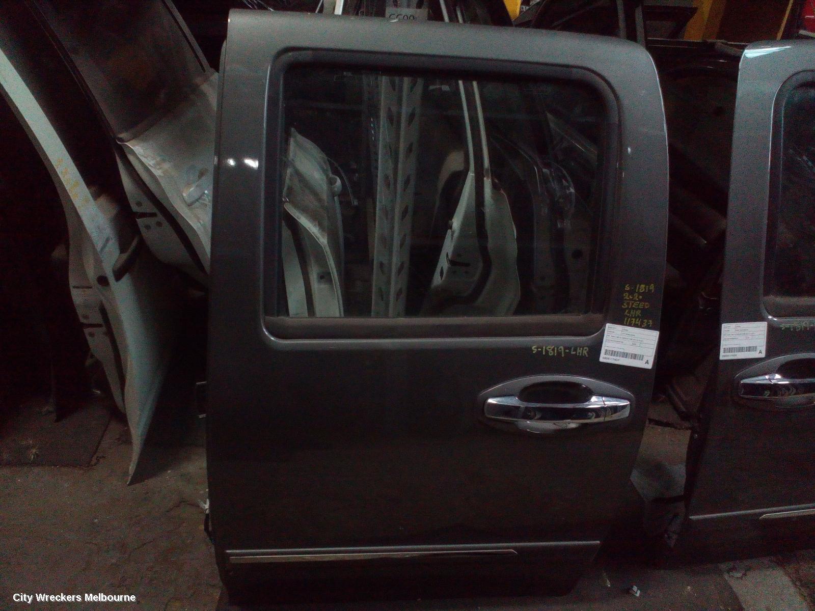 GREAT WALL STEED LEFT REAR DOOR/SLIDING, NBP, DUAL CAB, W/ MOULD TYPE, 07/2016 - 12/2021 - Image 2