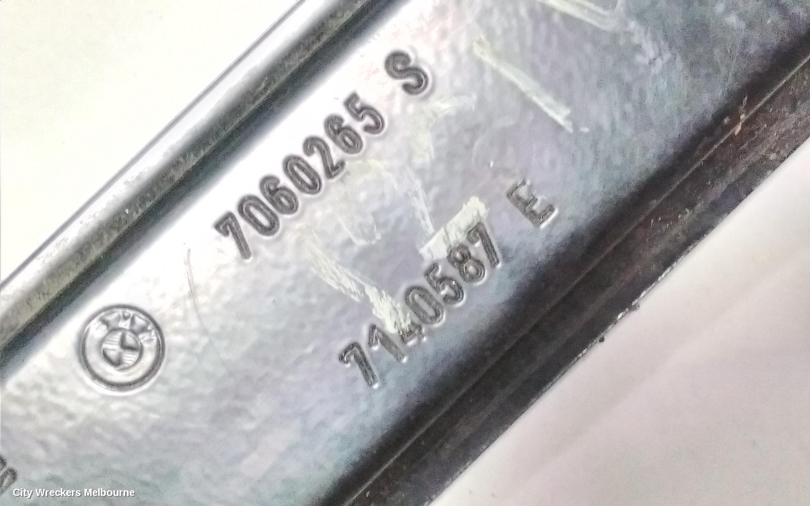 BMW 3 SERIES LEFT FRONT WINDOW REG/MOTOR, E90, SEDAN, 03/2005 - 01/2012 - Image 2