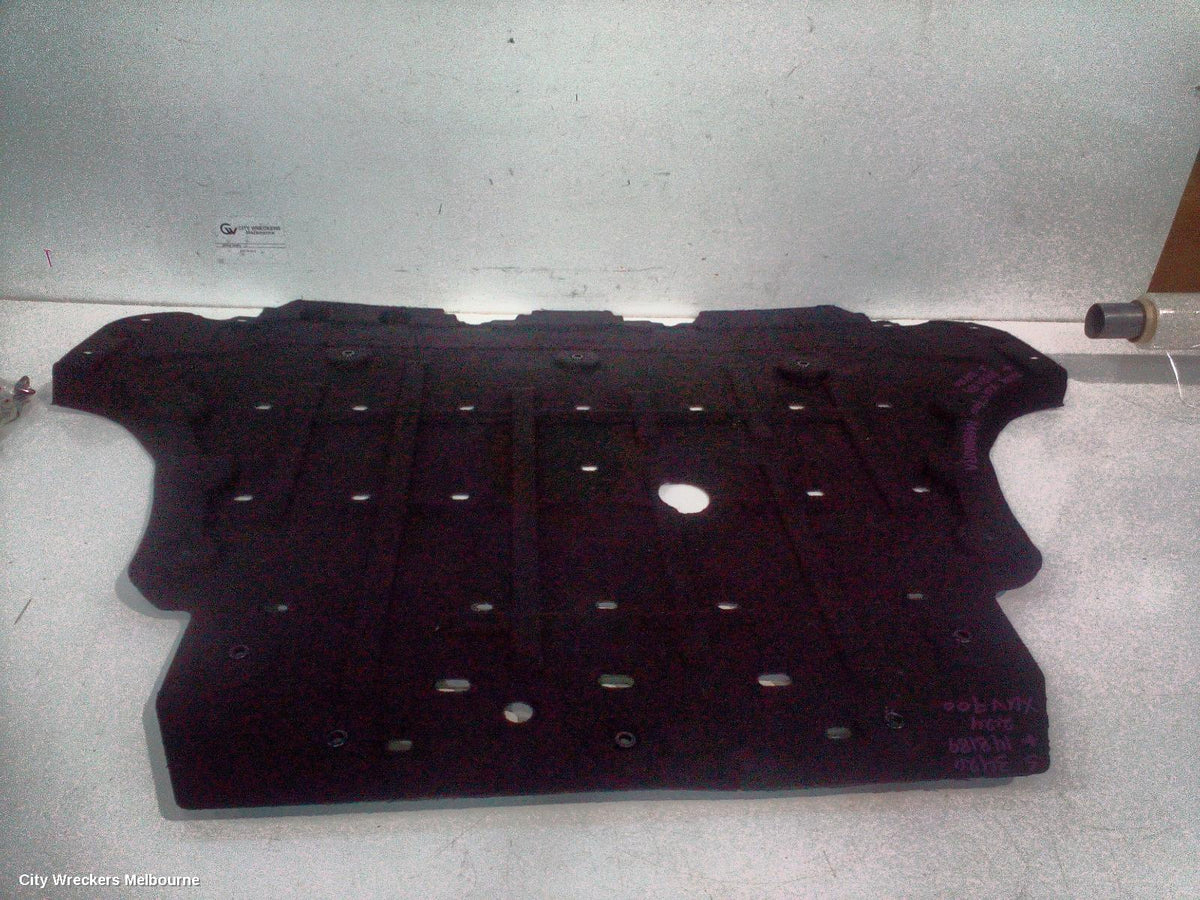 MAHINDRA XUV700 LOWER ENGINE SPLASH TRAY, W601, 01/2023 ONWARDS - Image 3