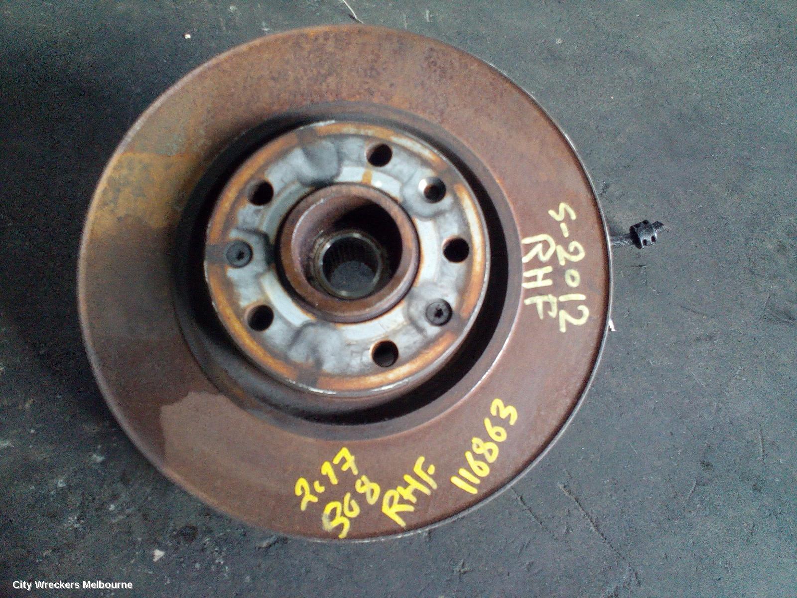 PEUGEOT 308 RIGHT FRONT HUB ASSEMBLY, T9, 10/2014 - 05/2021 - Image 1