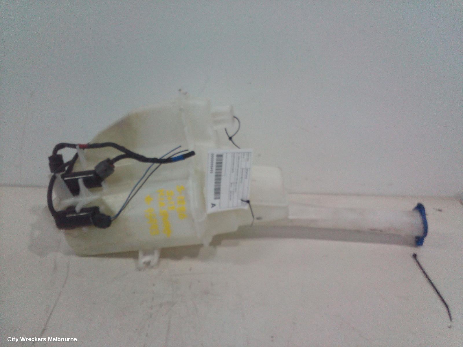 KIA SPORTAGE WASHER BOTTLE, SL, NON H/LAMP WASHER TYPE, 06/2013 - 10/2015 - Image 3