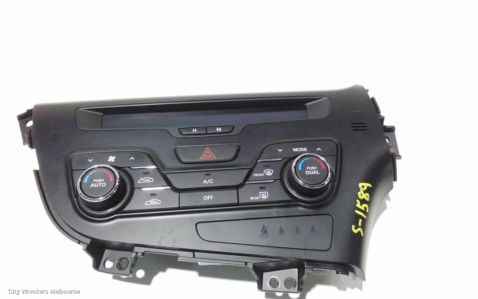 KIA OPTIMA HEATER/AC CONTROLS, TF, CLIMATE CONTROL TYPE, P/N VB6972502T080, 01/2011 - 10/2015 - Image 1