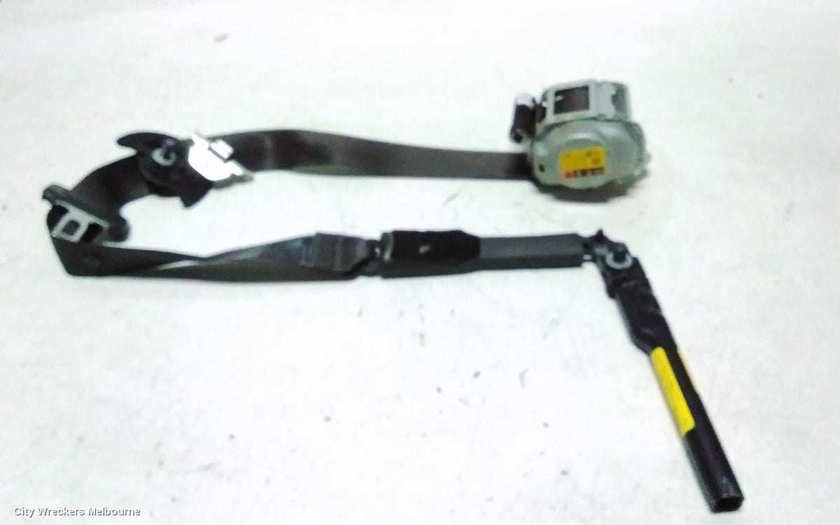 HOLDEN ASTRA SEATBELT/STALK, BK/BL, RH FRONT, SEAT BELT ONLY, SEDAN/HATCH/WAGON, 01/2018 - 12/2020 - Image 1