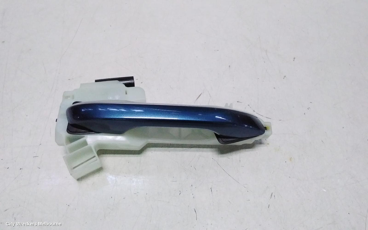 KIA SORENTO DOOR HANDLE, OUTER, RH REAR, COLOUR CODED, MQ4, 10/2023 ONWARDS - Image 1