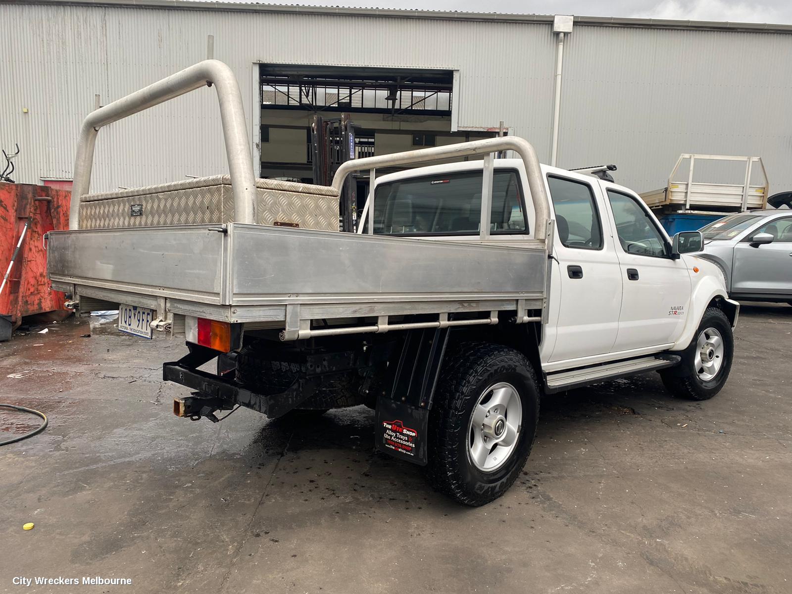 NISSAN NAVARA RIGHT FRONT DOOR, D22 (VIN MNT), DUAL CAB, 12/2008 - 08/2015 - Image 3