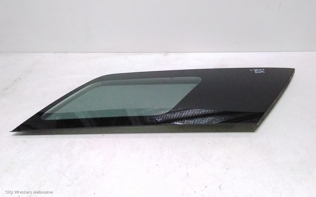 KIA CARNIVAL/GRAND CARNIVAL RIGHT REAR SIDE GLASS, KA4, W/ PRIVACY TINT TYPE, 10/2020 ONWARDS - Image 1