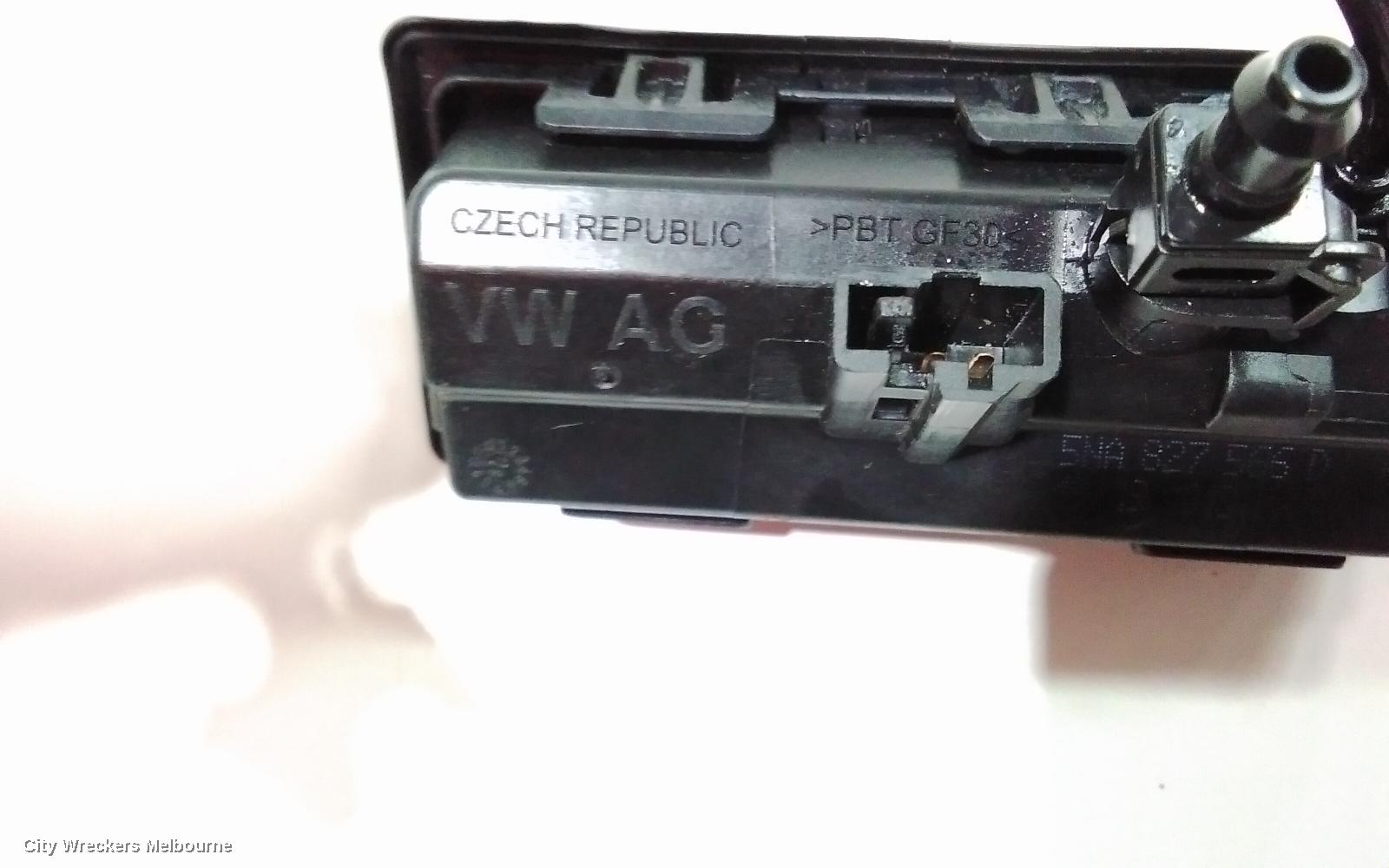 VOLKSWAGEN TIGUAN REVERSE CAMERA, REVERSE CAMERA, CAMERA, 5NA, 06/2016 ONWARDS - Image 2