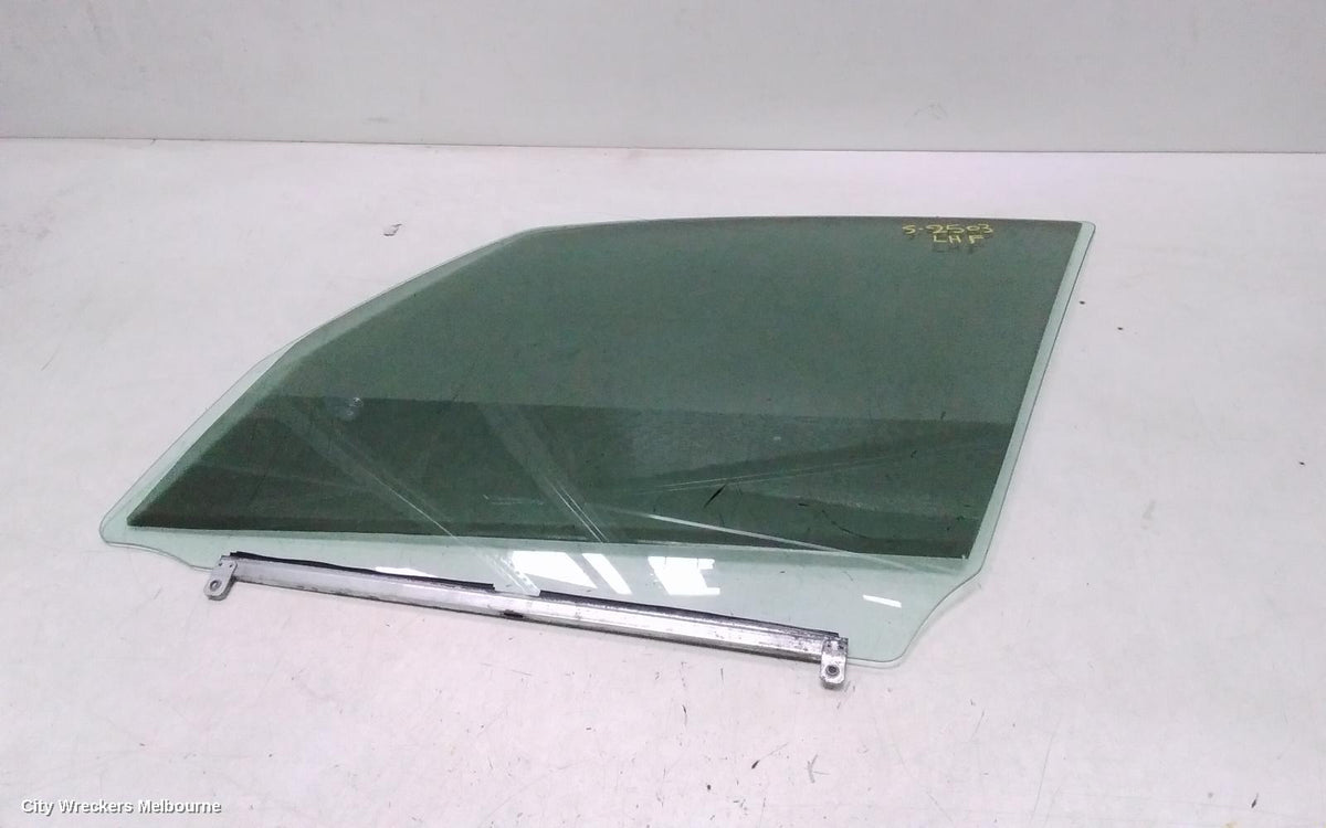 SUZUKI SX4 LEFT FRONT DOOR WINDOW, 01/2007 - 01/2014 - Image 2