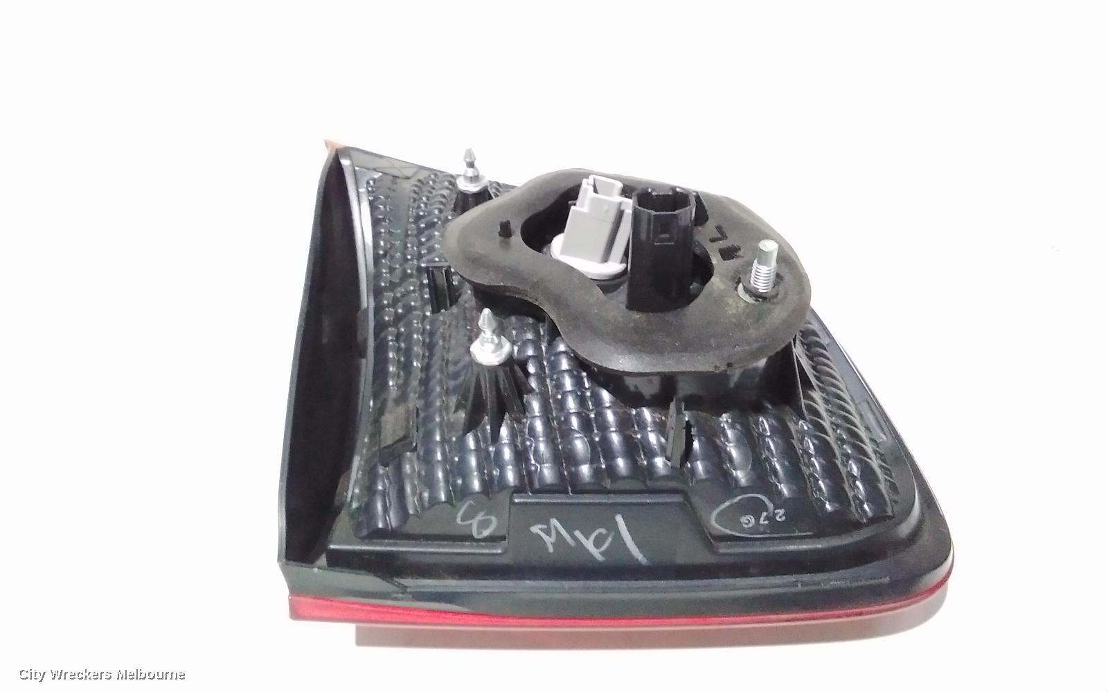 PEUGEOT 4008 REAR GARNISH, TAILGATE LAMP (RH SIDE), 06/2012 - 12/2017 - Image 2