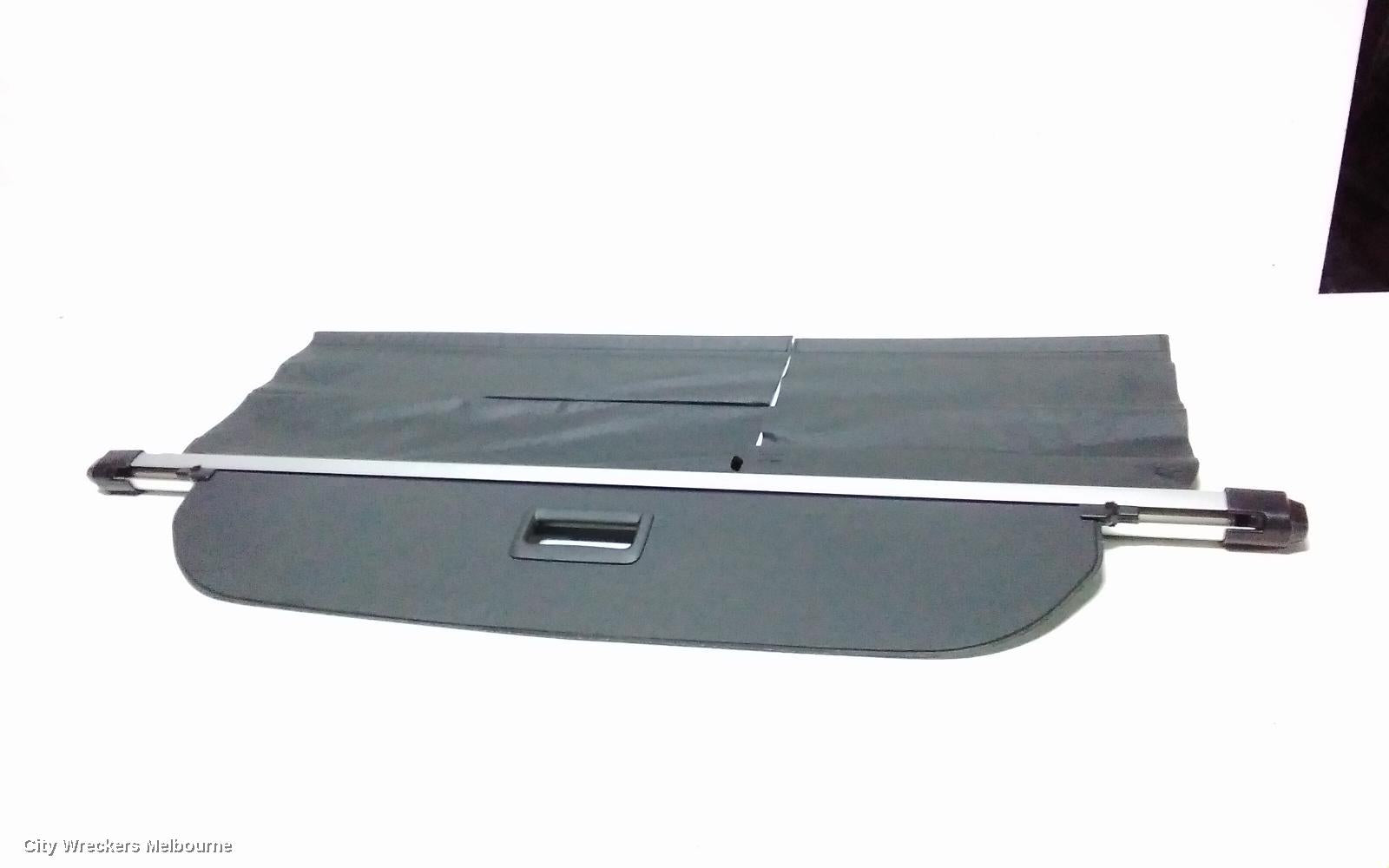 MITSUBISHI OUTLANDER PARCEL SHELF CARGO BLIND, ZM, 08/2021 ONWARDS - Image 2
