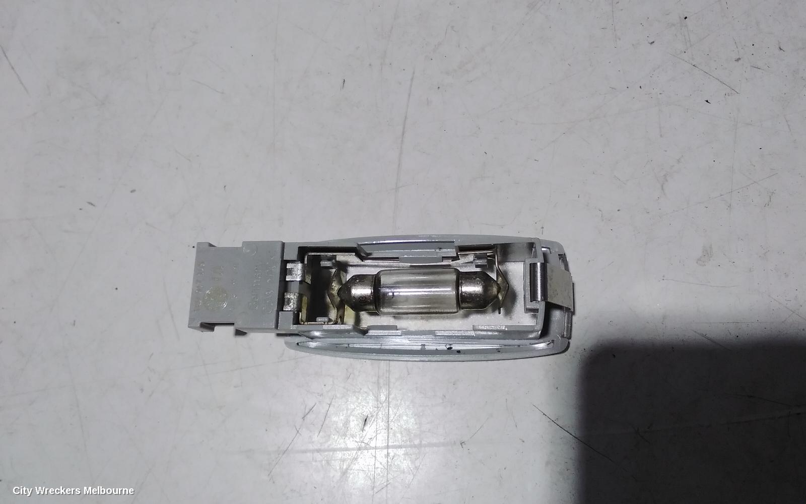 HYUNDAI GENESIS COURTESY LIGHT, DH, 11/2014 - 01/2018 - Image 2
