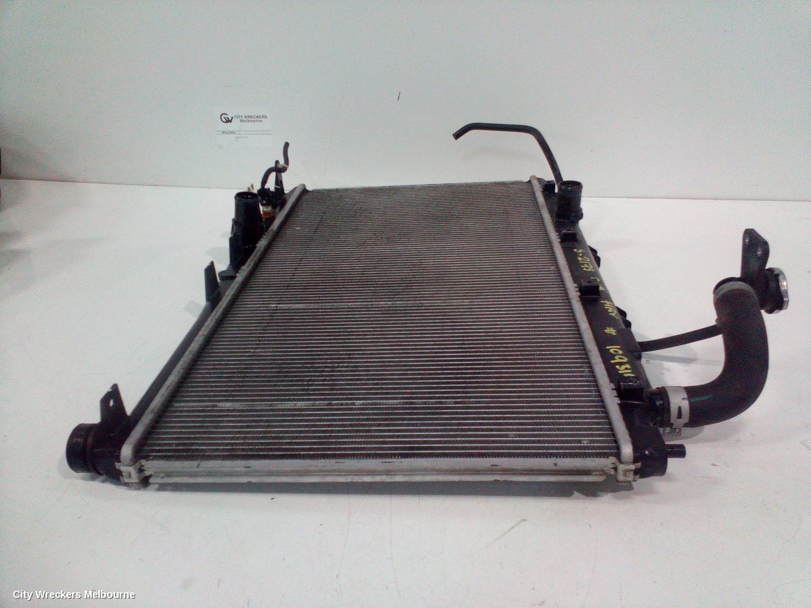 HONDA HRV RADIATOR, AUTO, 1.8, PETROL, RU5, 12/2014 - 10/2021 - Image 3