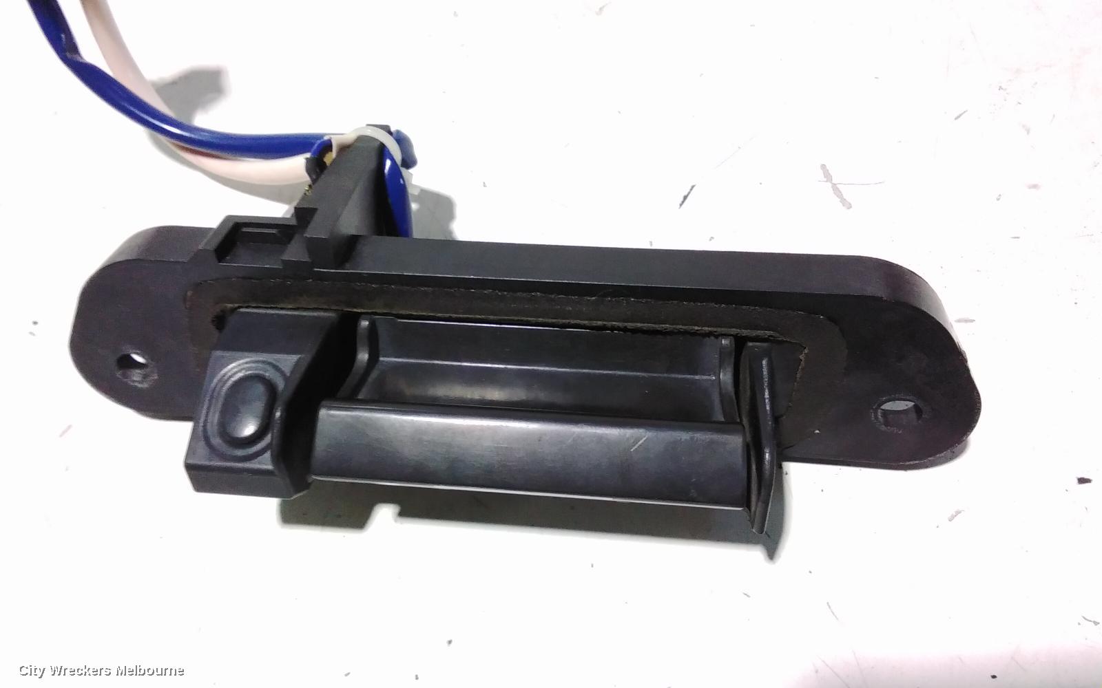 MITSUBISHI PAJERO TAILGATE HANDLE, QE, PAJERO SPORT, 10/2015 ONWARDS - Image 3