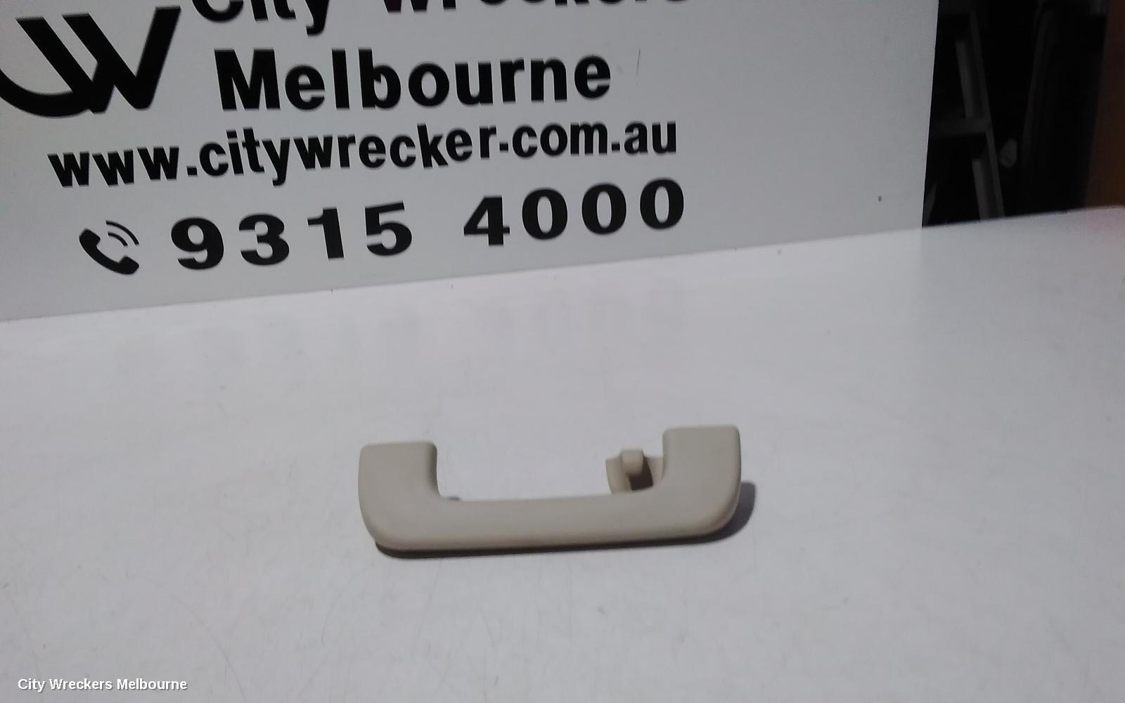 AUDI Q7 GRAB HANDLE, 4M, 07/2015 ONWARDS - Image 3