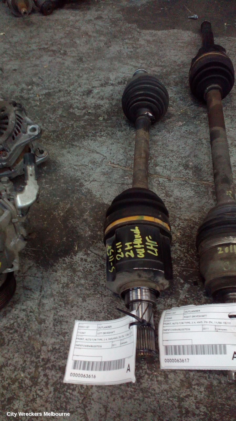 MITSUBISHI OUTLANDER LEFT DRIVESHAFT, FRONT, AUTO T/M TYPE, 2.4, 2WD/4WD, ZG-ZH, 11/2006 - 10/2012 - Image 1