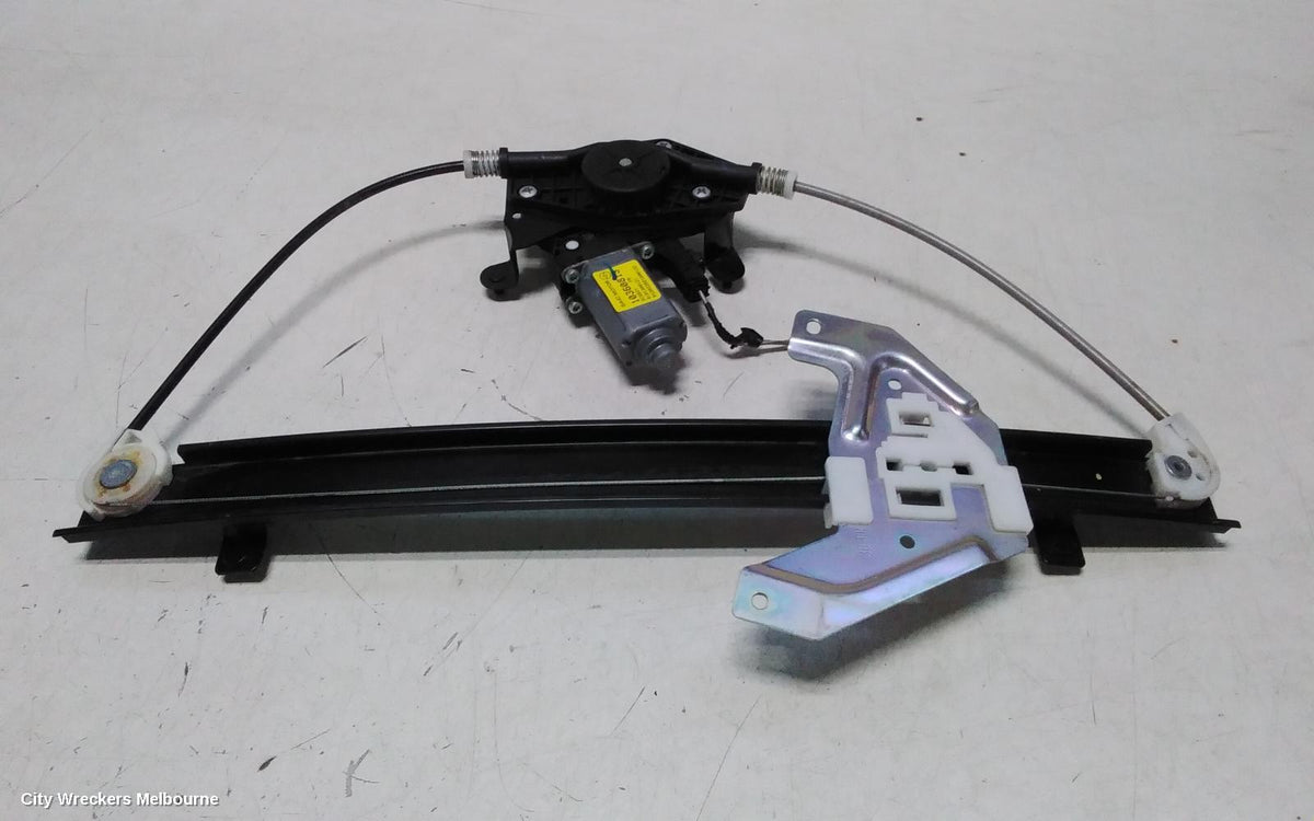 MG MG3 RIGHT FRONT WINDOW REG/MOTOR, DOOR REG ASSY (REG AND MOTOR), SZP1, 07/2016 - 10/2025 - Image 1