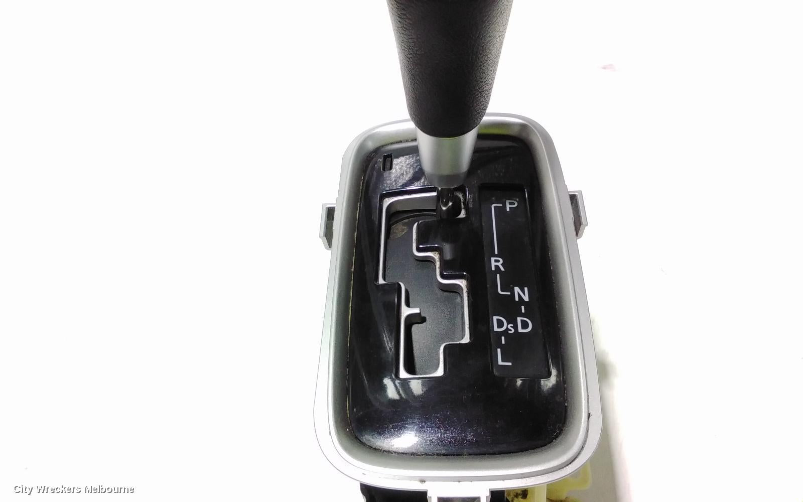 MITSUBISHI OUTLANDER GEAR STICK/SHIFTER, GEAR SHIFTER, AUTO T/M TYPE, ZJ, 10/2012 - 03/2015 - Image 3