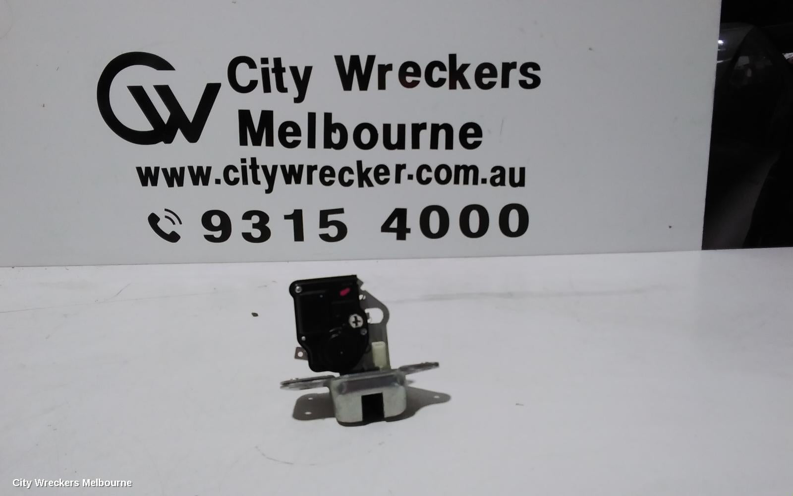 DODGE JOURNEY DOOR/BOOT/GATE LOCK, TAILGATE LOCK, JC, 05/2008 - 12/2016 - Image 2