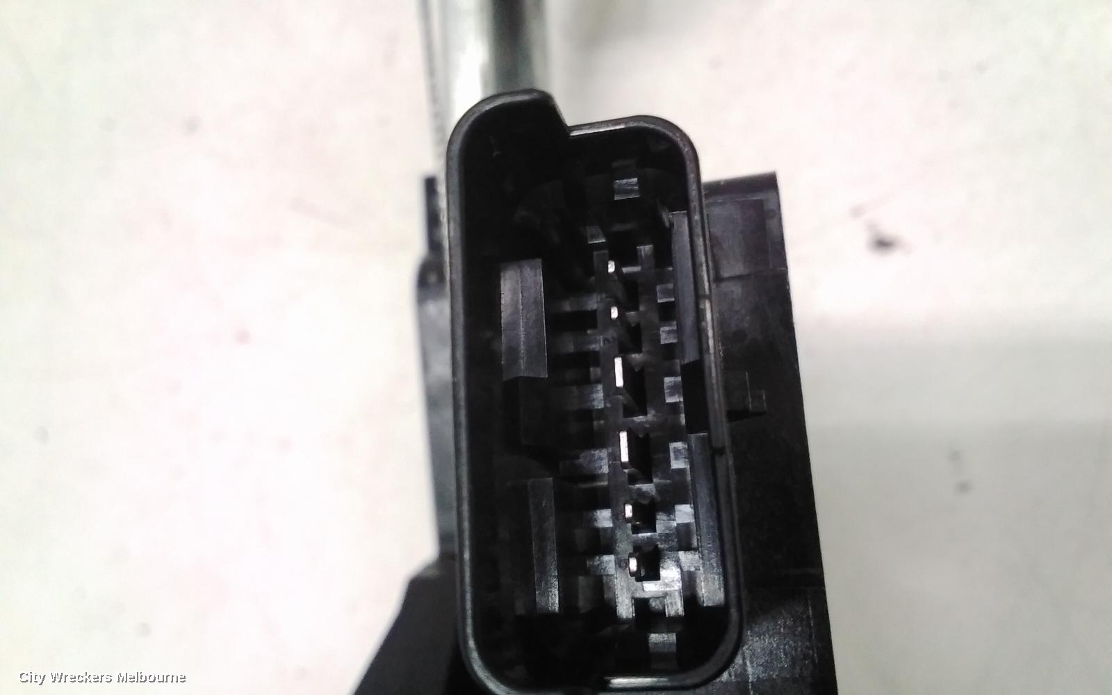 MITSUBISHI OUTLANDER LEFT FRONT WINDOW REG/MOTOR, DOOR REG ASSY (REG AND MOTOR), ZM, 08/2021 ONWARDS - Image 3