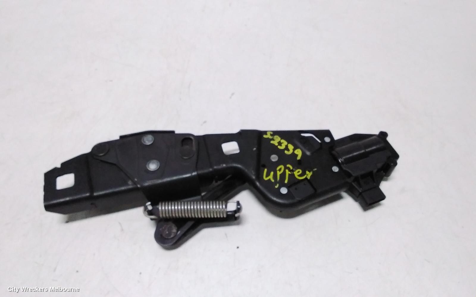 LAND ROVER RANGEROVER SPORT DOOR/BOOT/GATE LOCK, UPPER TAILGATE LOCK (GLASS), L320, SPORT, 08/2005 - 05/2013 - Image 2