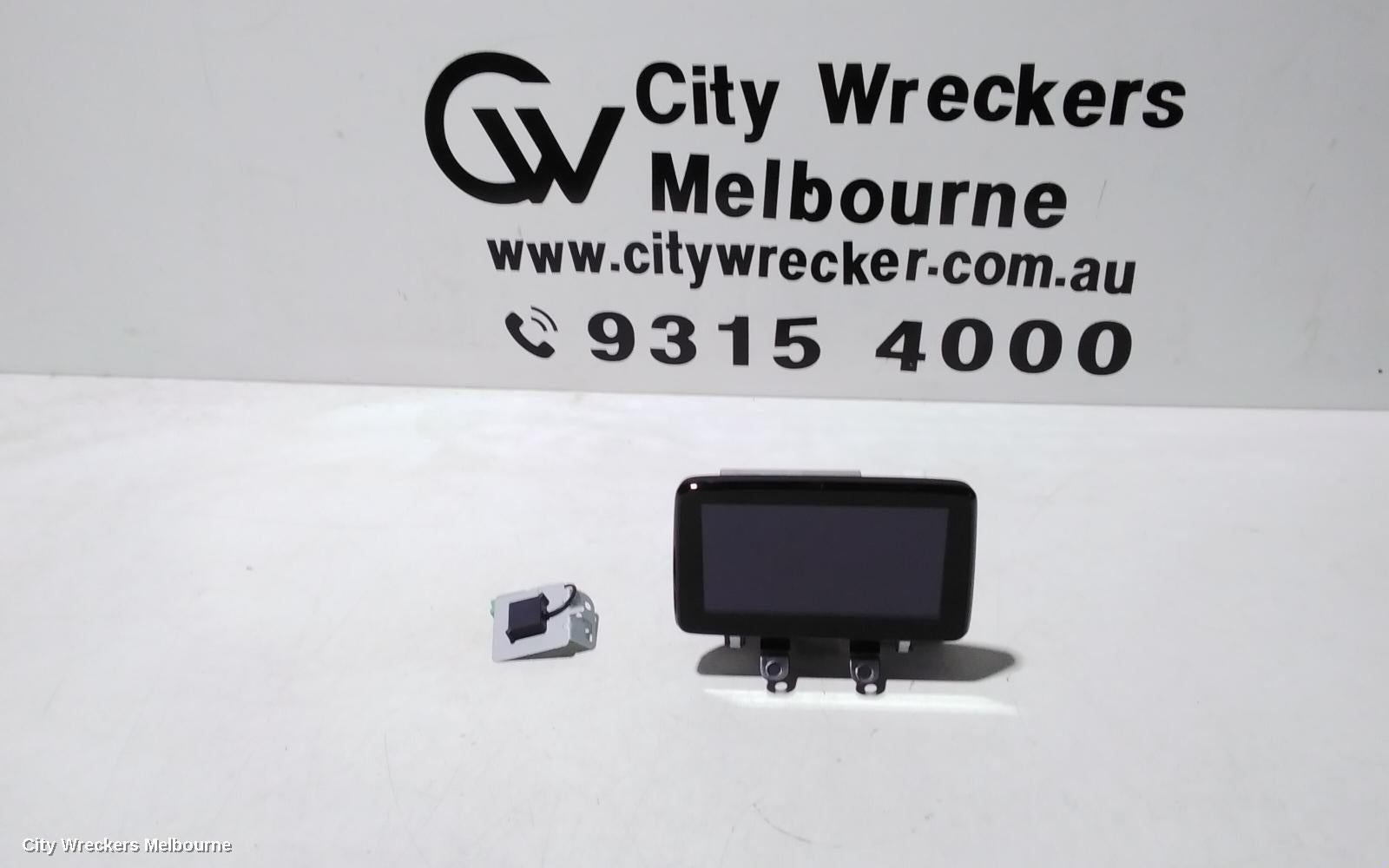 MAZDA CX3 RADIO/CD/DVD/SAT/TV, DISPLAY UNIT, 7IN TOUCHSCREEN, DK, 03/2015 - 02/2022 - Image 1