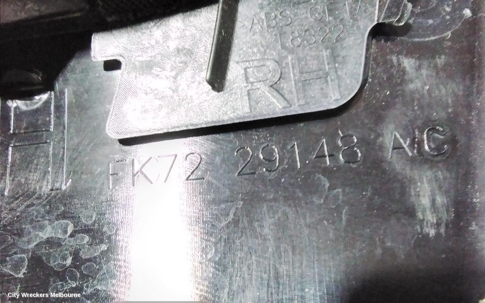 LAND ROVER DISCOVERY SPORT, L550, 01/2015 ONWARDS, RHR CORNER OUTER TRIM : 82767 - Image 3