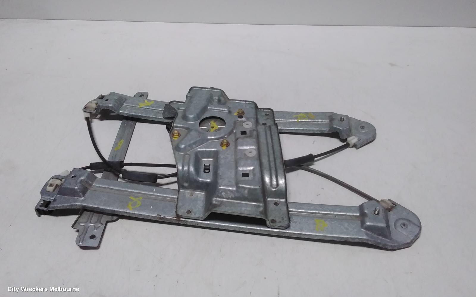 MITSUBISHI 380 RIGHT FRONT WINDOW REG/MOTOR, DB, ELECTRIC, 09/2005 - 03/2008 - Image 3