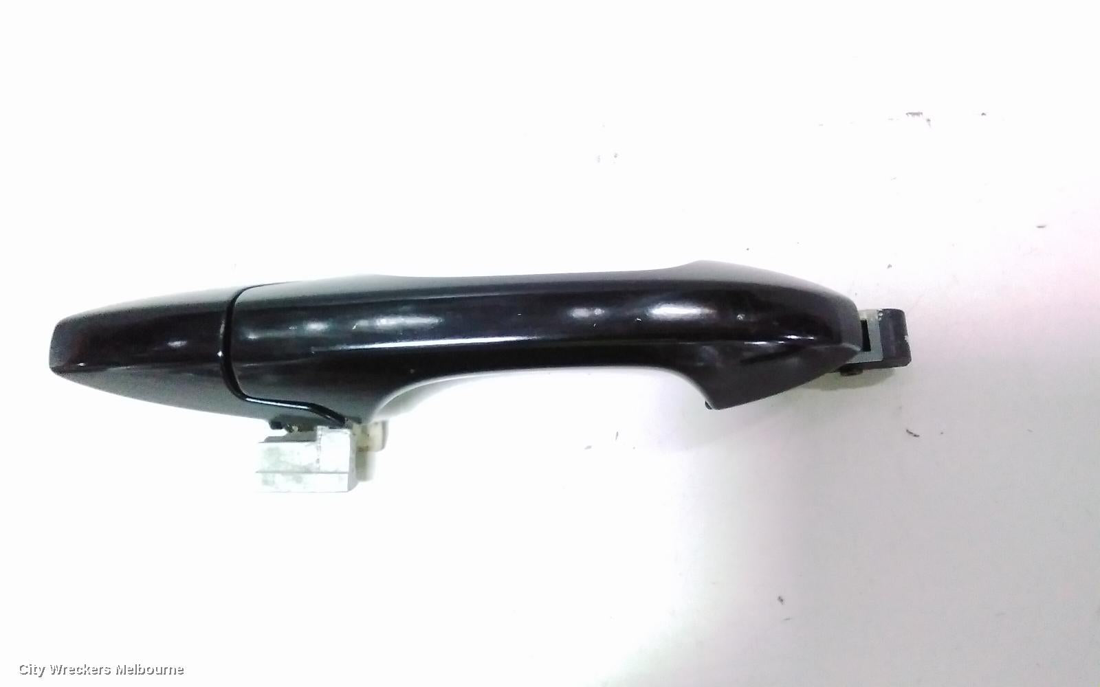 HONDA CRV DOOR HANDLE, OUTER, LH REAR, COLOUR CODED, RE, 03/2007 - 10/2012 - Image 2