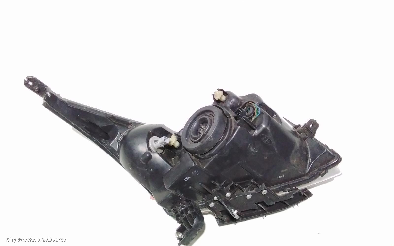 HOLDEN CRUZE LEFT HEADLAMP, JG, 03/2009 - 02/2011 - Image 3