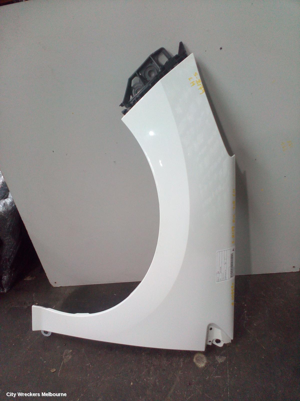 PEUGEOT 308 LEFT GUARD, T7, 09/2007 - 09/2014 - Image 1